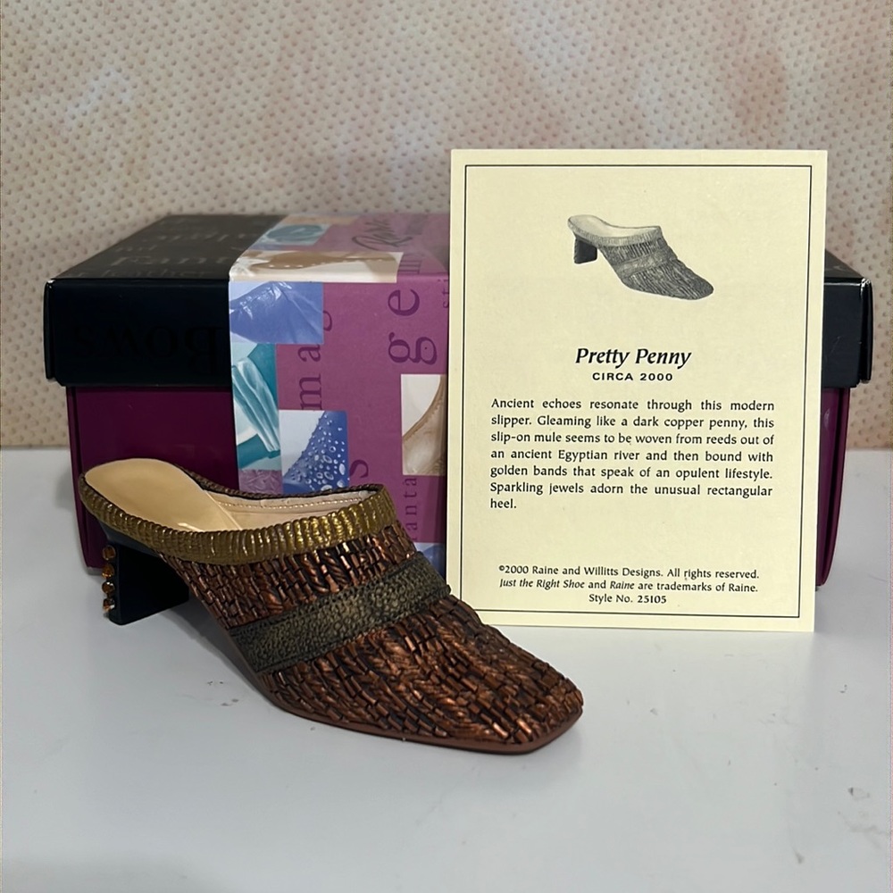 Just the Right Shoe "Pretty Penny" #25105 (2000) Miniature Collectible